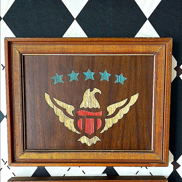 Vintage Patriotic Etched Wood Wall Art Set – Patriotic Elegance - Exquisite - Picture 3 of 8